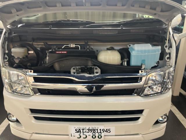 Toyota HIACE VAN 2013-02 8854476-10