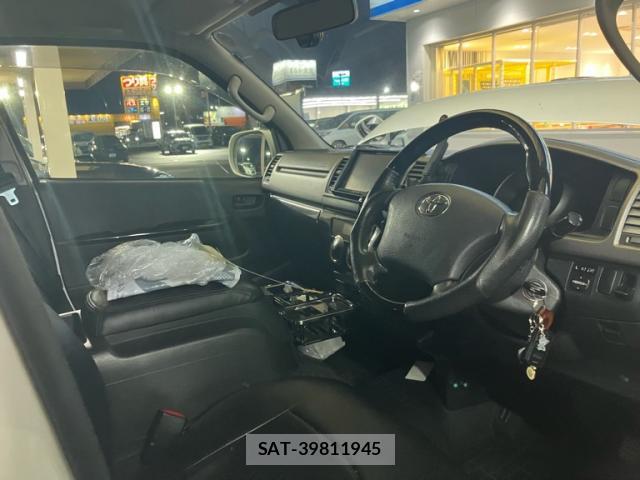 Toyota HIACE VAN 2013-02 8854476-11
