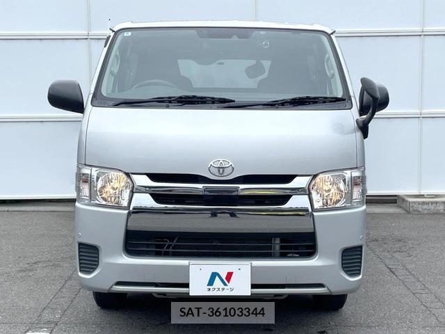 Toyota HIACE VAN 2019-06 8855031-13