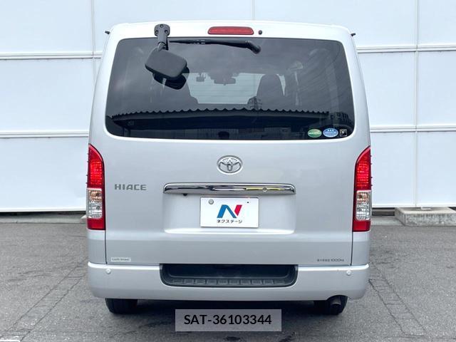 Toyota HIACE VAN 2019-06 8855031-14