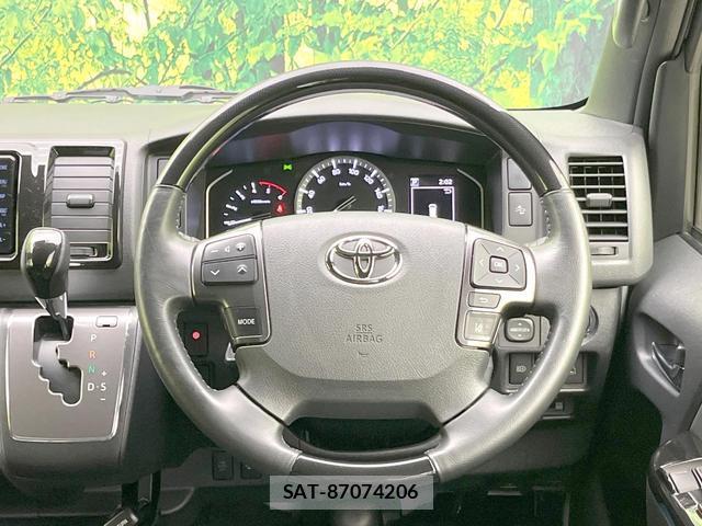 Toyota HIACE VAN 2025-02 8855061-10
