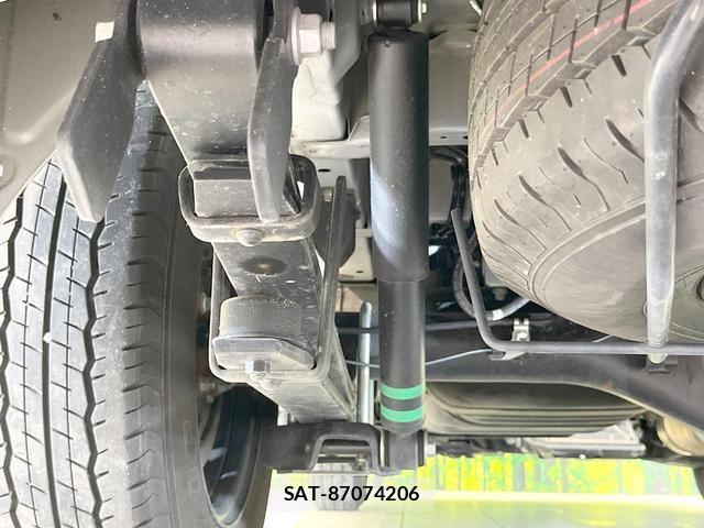 Toyota HIACE VAN 2025-02 8855061-19