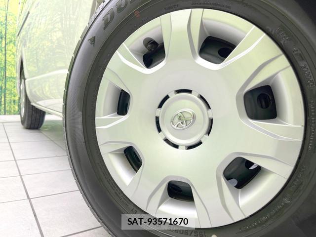 Toyota HIACE VAN 2025-08 8855062-12