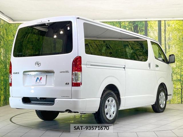 Toyota HIACE VAN 2025-08 8855062-16