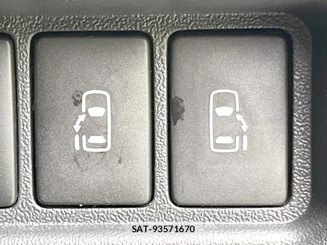 Toyota HIACE VAN 2025-08 8855062-4