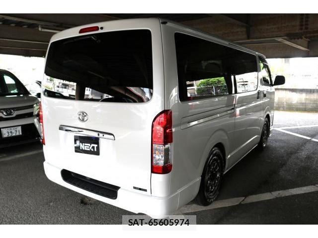 Toyota HIACE VAN 2017 8855081-1