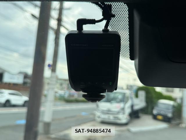 Toyota HIACE VAN 2020-09 8855219-10