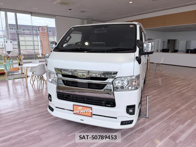 Toyota HIACE VAN 2024-04 8855451-0