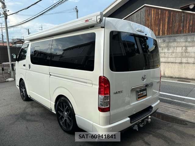 Toyota HIACE VAN 2021-10 8855524-5
