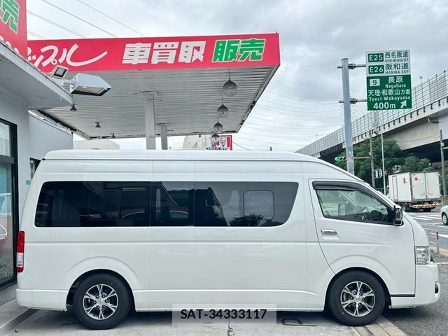 Toyota HIACE VAN 2022-06 8856072-11