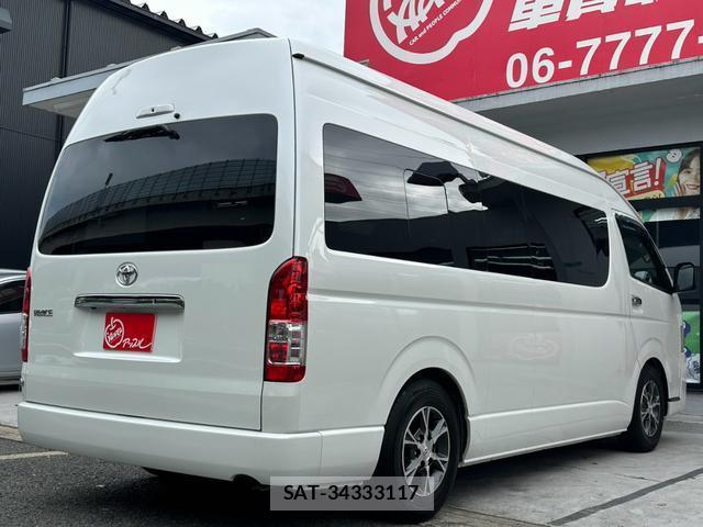 Toyota HIACE VAN 2022-06 8856072-12