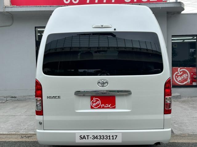 Toyota HIACE VAN 2022-06 8856072-13