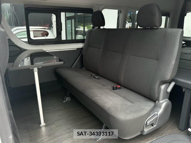 Toyota HIACE VAN 2022-06 8856072-5