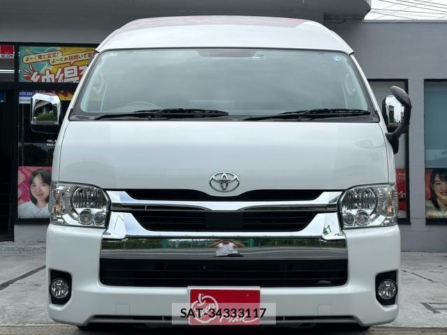 Toyota HIACE VAN 2022-06 8856072-8
