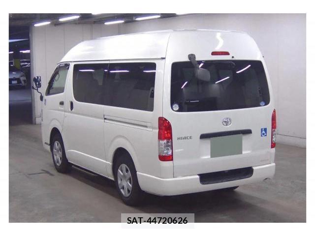 Toyota HIACE VAN 2017-06 8856122-2