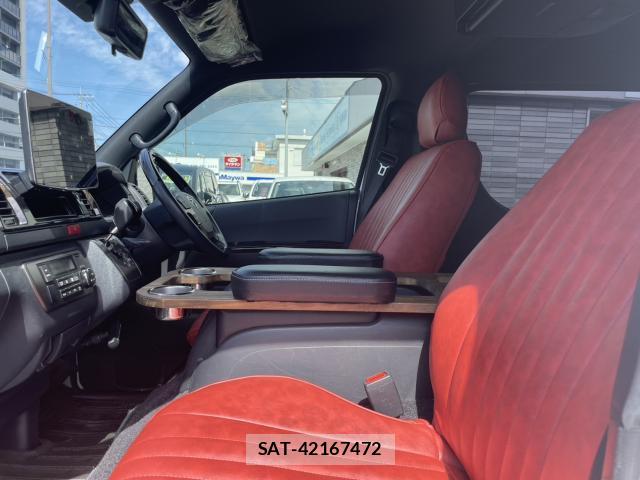 Toyota HIACE VAN 2024-09 8856477-4