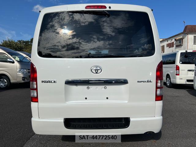 Toyota HIACE VAN 2012-12 8856539-11