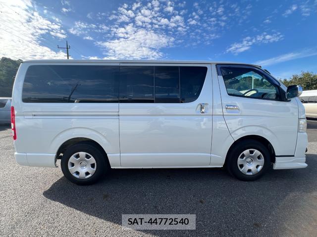 Toyota HIACE VAN 2012-12 8856539-13