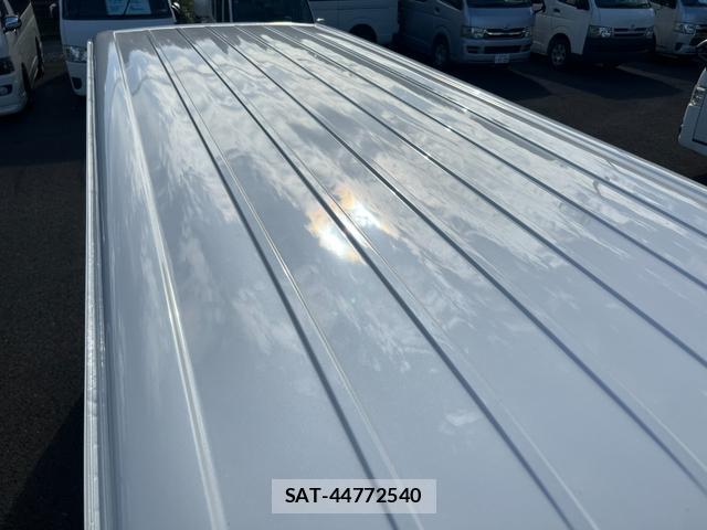 Toyota HIACE VAN 2012-12 8856539-14