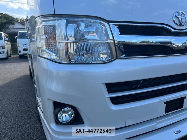 Toyota HIACE VAN 2012-12 8856539-15
