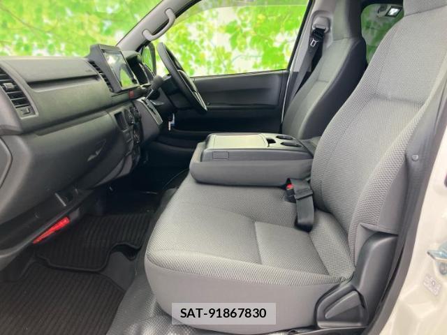 Toyota HIACE VAN 2026-04 8856901-5
