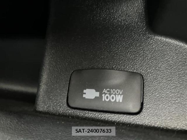 Toyota HIACE VAN 2024-08 8856923-14