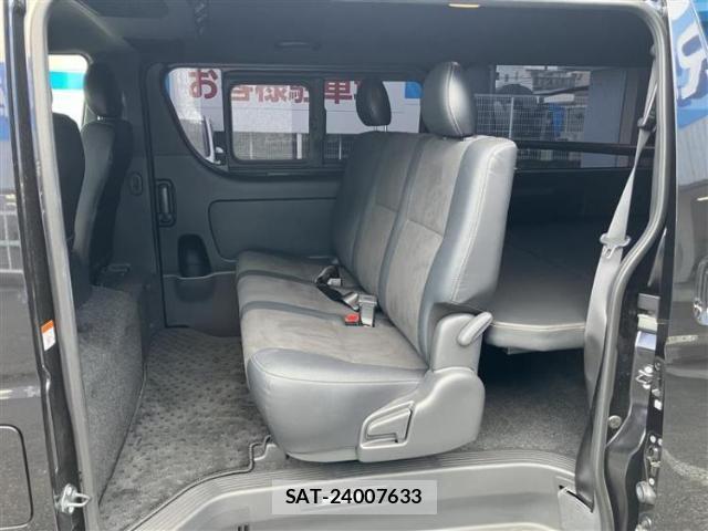Toyota HIACE VAN 2024-08 8856923-5