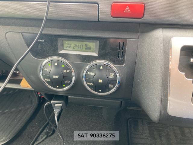 Toyota HIACE WAGON 2013-07 8853838-14