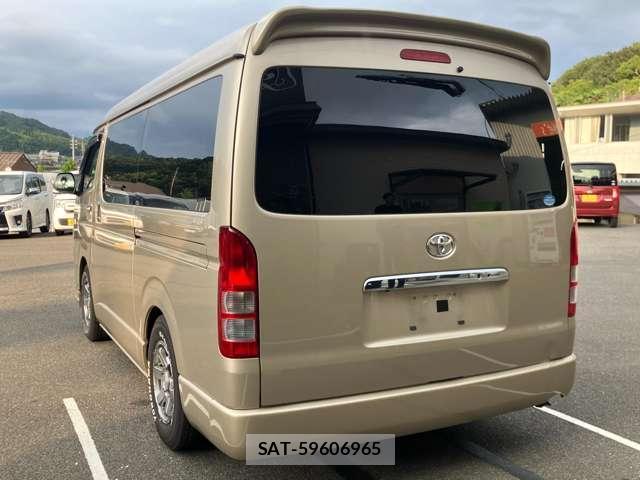 Toyota HIACE WAGON 2015-03 8853884-11