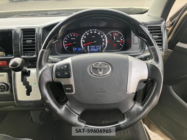 Toyota HIACE WAGON 2015-03 8853884-4