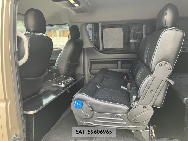 Toyota HIACE WAGON 2015-03 8853884-5