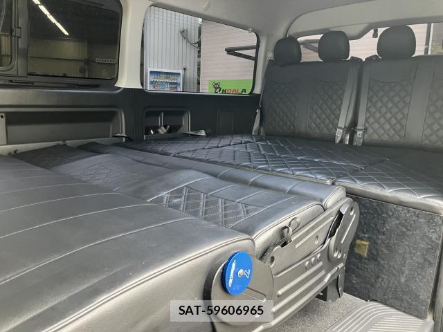 Toyota HIACE WAGON 2015-03 8853884-7
