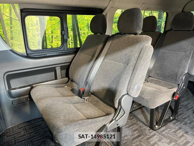 Toyota HIACE WAGON 2022-06 8855187-8