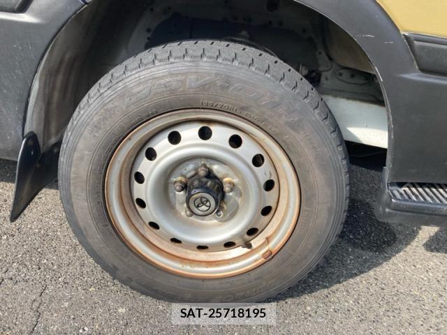 Toyota HIACE WAGON 2002-08 8855226-2