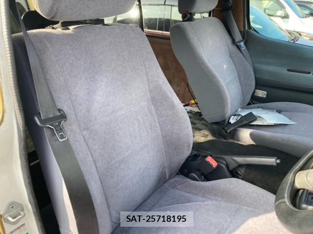 Toyota HIACE WAGON 2002-08 8855226-4