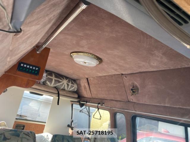 Toyota HIACE WAGON 2002-08 8855226-6