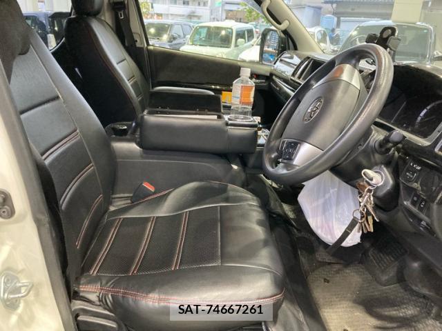 Toyota HIACE WAGON 2020-09 8855955-7