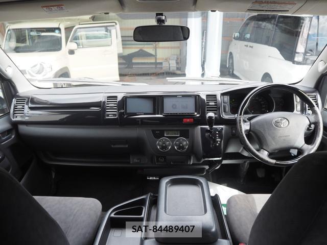 Toyota HIACE WAGON 2011-11 8856035-1
