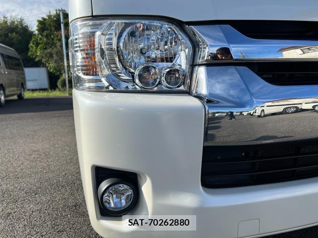 Toyota HIACE WAGON 2017-12 8856538-15