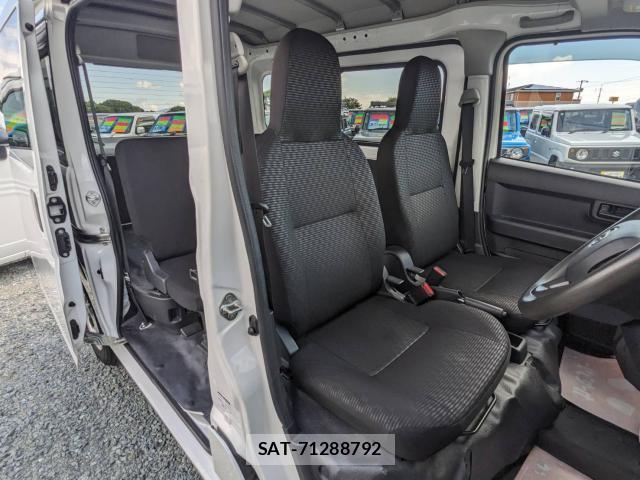 Daihatsu HIJET CARGO 2022-06 8854287-10