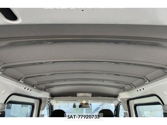 Daihatsu HIJET CARGO 2022-11 8854368-7