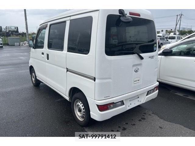 Daihatsu HIJET CARGO 2018-08 8854386-1