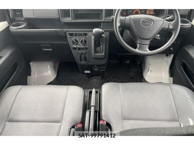 Daihatsu HIJET CARGO 2018-08 8854386-2