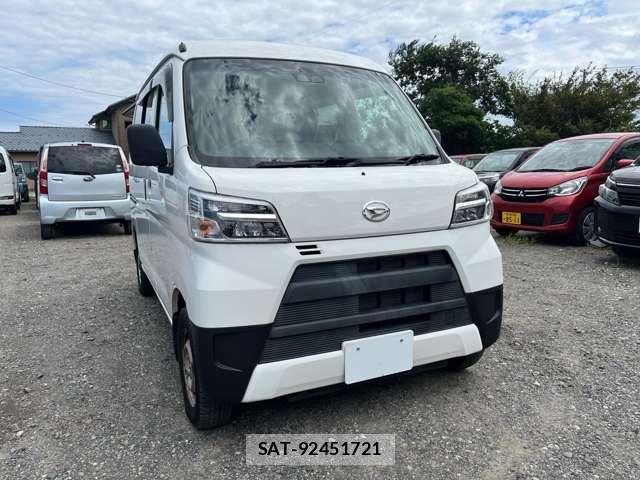 Daihatsu HIJET CARGO 2021-08 8854680-6