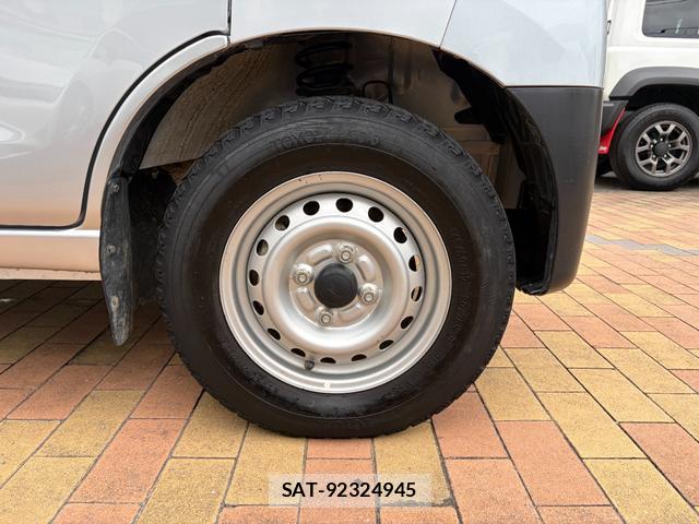 Daihatsu HIJET CARGO 2021-09 8855645-8