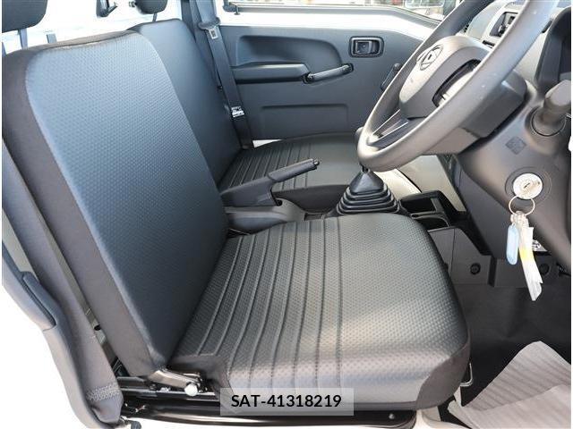 Daihatsu HIJET TRUCK 2026-05 8853926-9