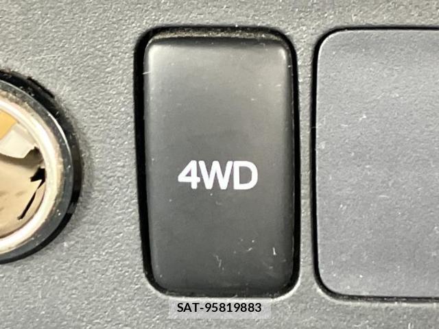 Daihatsu HIJET TRUCK 2016-06 8857008-17