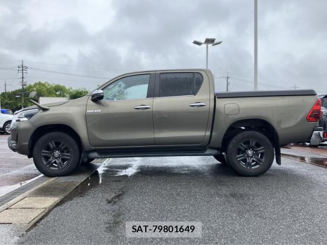 Toyota HILUX 2021-08 8854622-1