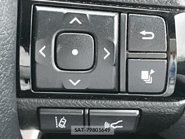 Toyota HILUX 2021-08 8854622-15