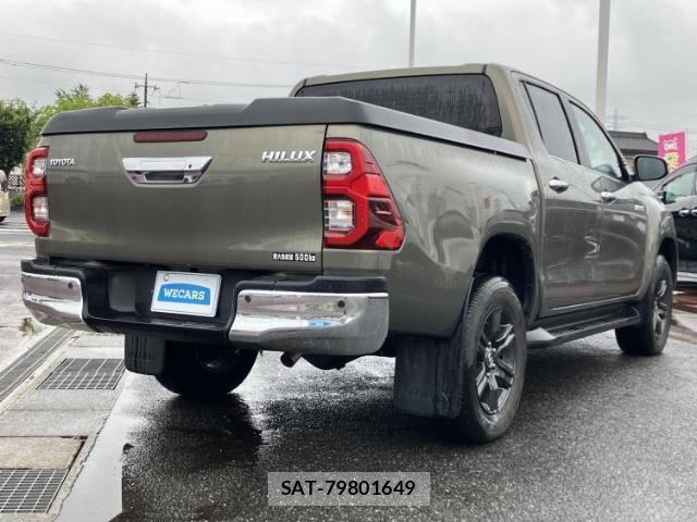 Toyota HILUX 2021-08 8854622-2